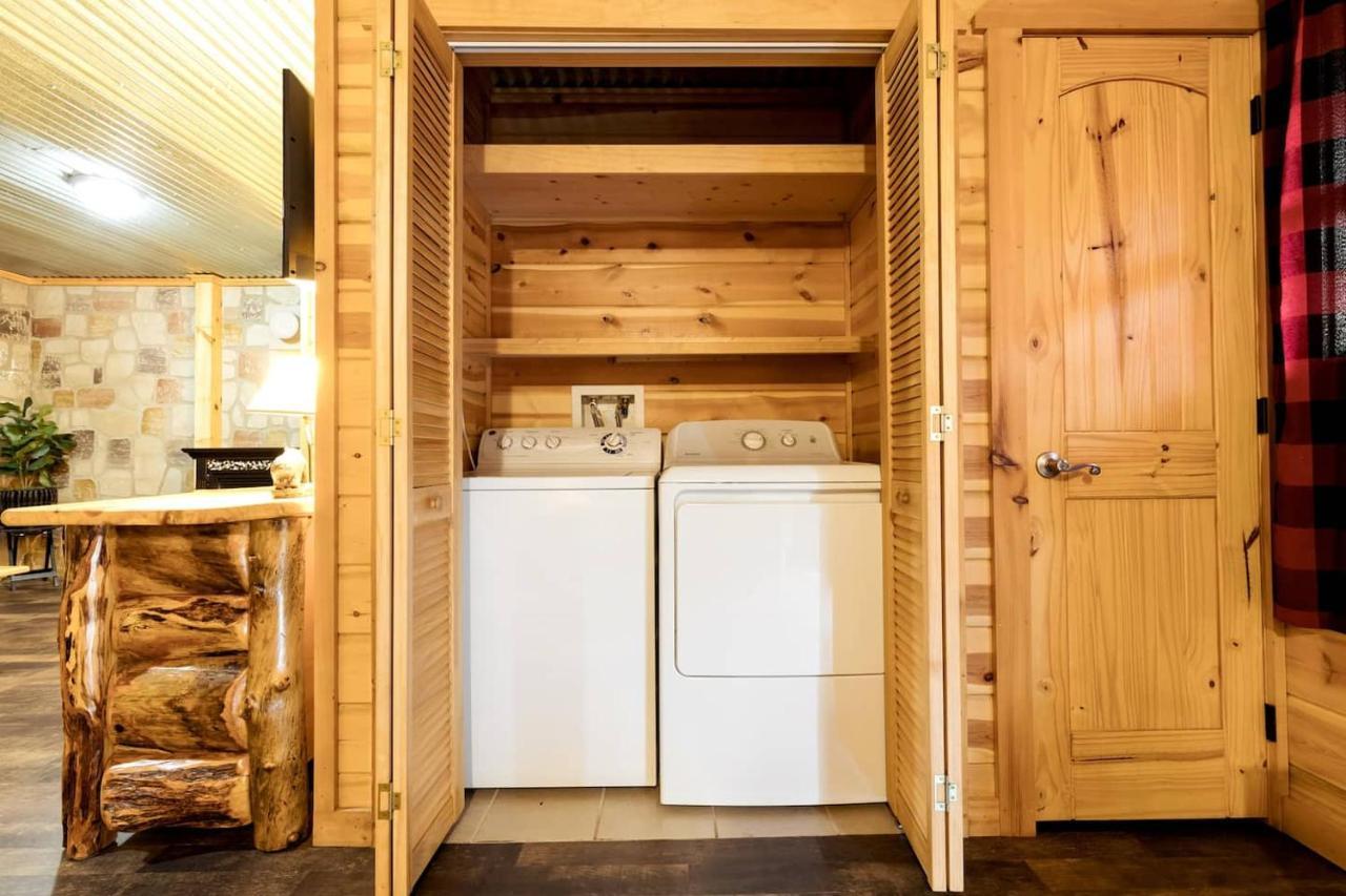 Smoky Mtn Hideaway - Cabin W/ Hot Tub & Pool Table Villa Sevierville Ngoại thất bức ảnh