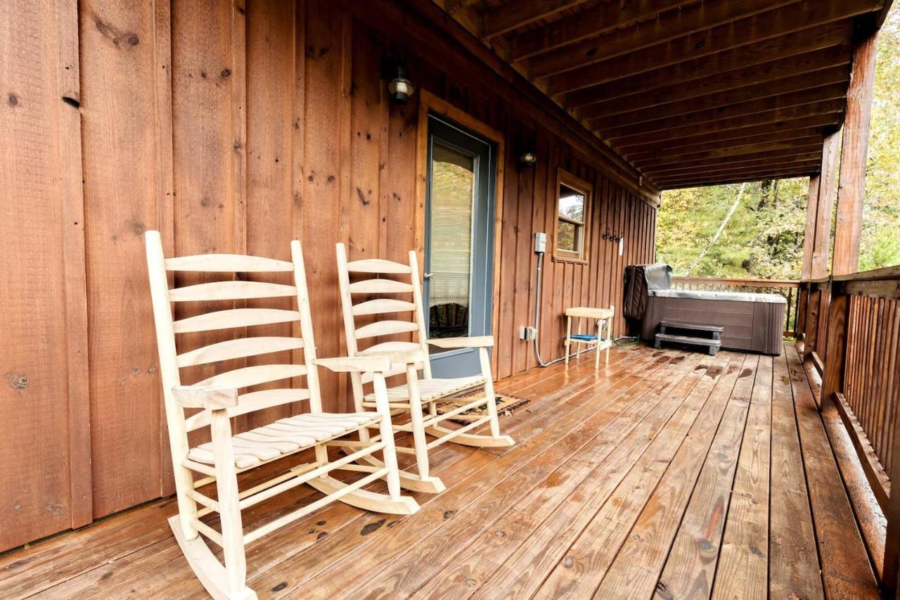 Smoky Mtn Hideaway - Cabin W/ Hot Tub & Pool Table Villa Sevierville Ngoại thất bức ảnh