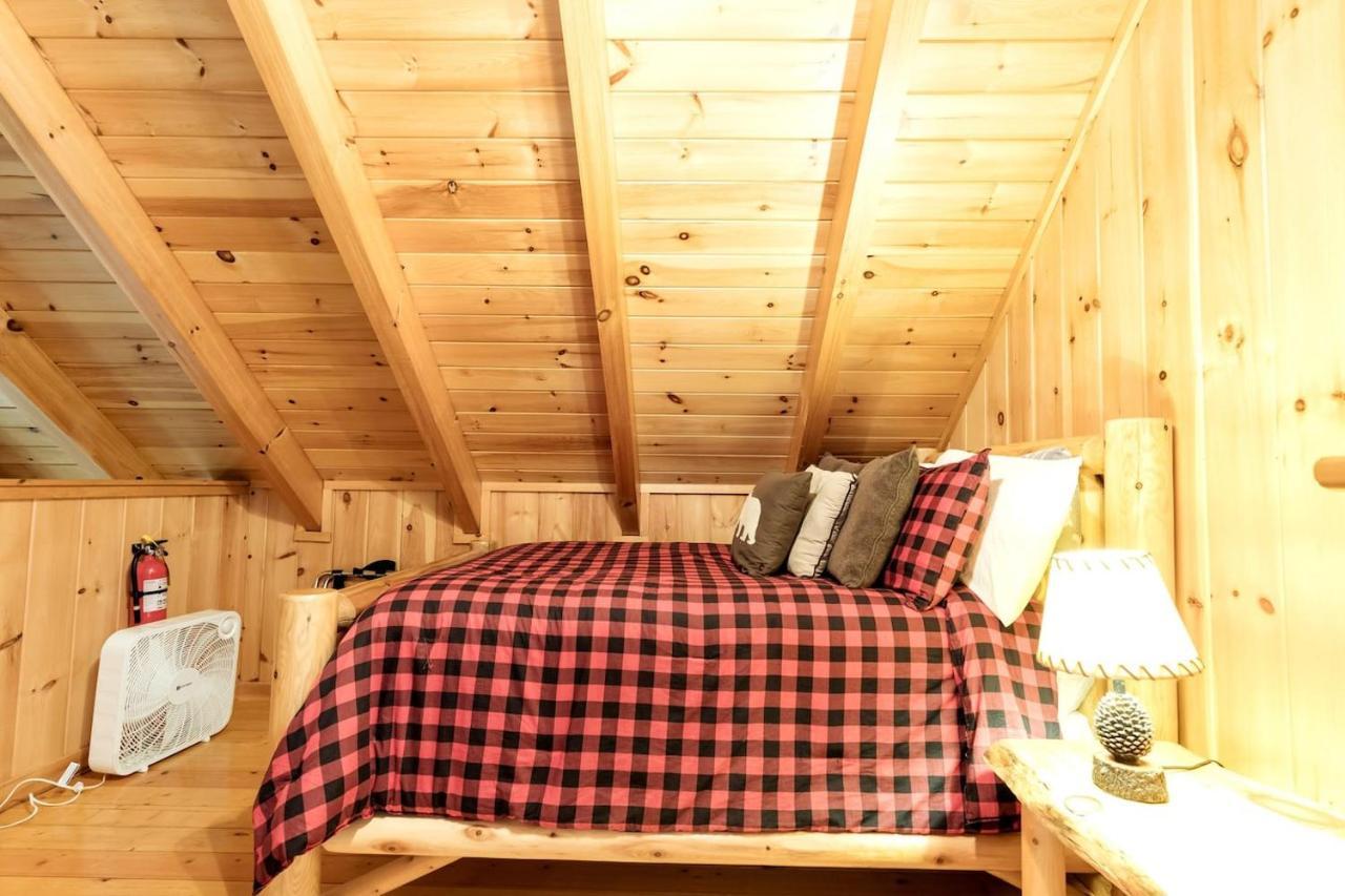 Smoky Mtn Hideaway - Cabin W/ Hot Tub & Pool Table Villa Sevierville Ngoại thất bức ảnh
